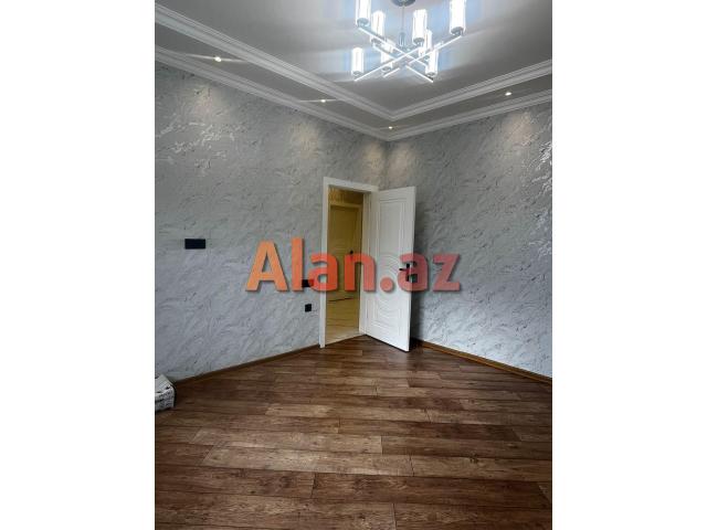 Buzovnada həyət evi satılır