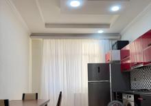 100 m2  2 otaqlı tam təmirli mənzil kirayə verilir
