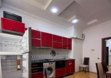 100 m2  2 otaqlı tam təmirli mənzil kirayə verilir