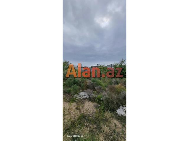 Buzovnada torpaq sahəsi satılır