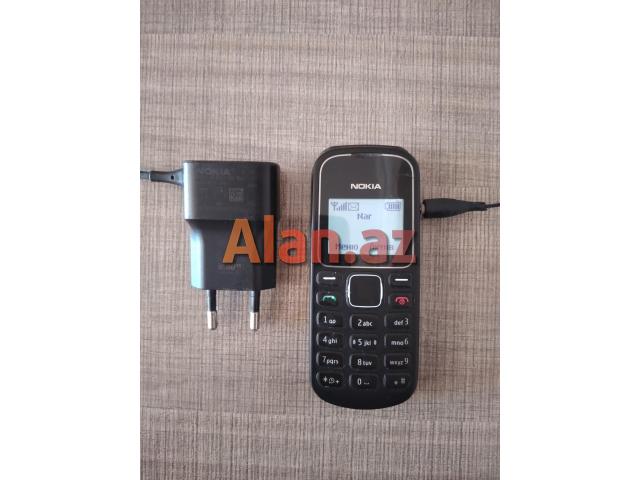 Nokia modell:1280 ideal vəziyyətdə orijinal korpusunda