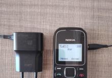 Nokia modell:1280 ideal vəziyyətdə orijinal korpusunda