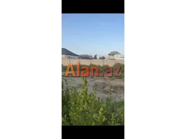 Buzovna Albalılıqda həyət evi  satılır