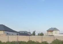Buzovna Albalılıqda həyət evi  satılır
