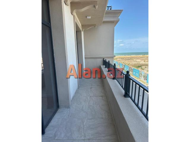 Sea Breez Marina Villagda 2 otaqli menzil satilir