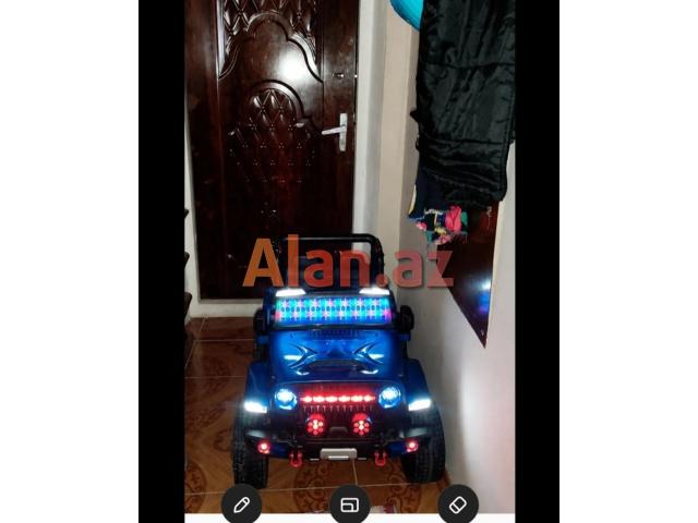 Elektiren usaq arabasi az islenmis
