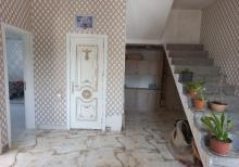 Buzovnada həyət evi satılır