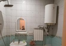 Bileceride hem yawayiwa,hemde obyektde yararli 3 otaqli menzil satilir