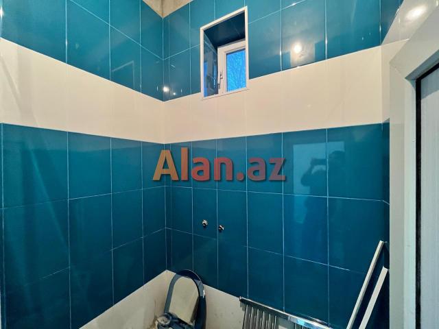 Buzovnada həyət evi satılır