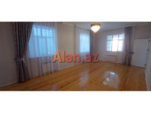 Mehdiabad qesebesinde 4 otaqli heyet evi satilir