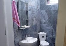 Mehdiabad qesebesinde 4 otaqli heyet evi satilir