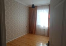 Mehdiabad qesebesinde 4 otaqli heyet evi satilir