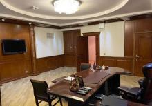 Eldar Babayev kucesinde 18 otaqli ofis icareye verilir