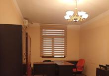 Eldar Babayev kucesinde 18 otaqli ofis icareye verilir