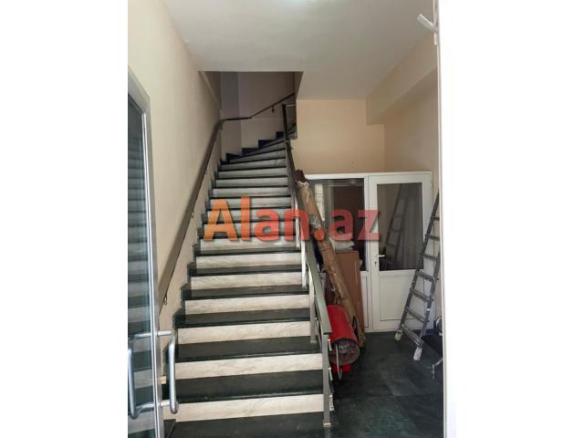 Eldar Babayev kucesinde 18 otaqli ofis icareye verilir