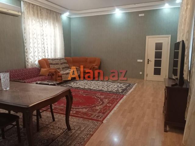 Mərdəkanda villa satılır