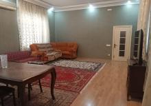 Mərdəkanda villa satılır