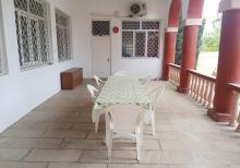 Mərdəkanda villa satılır