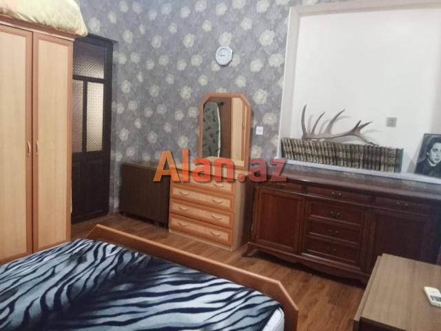 Mərdəkanda villa satılır
