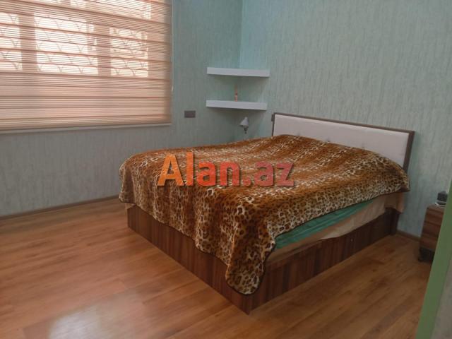 Mərdəkanda villa satılır