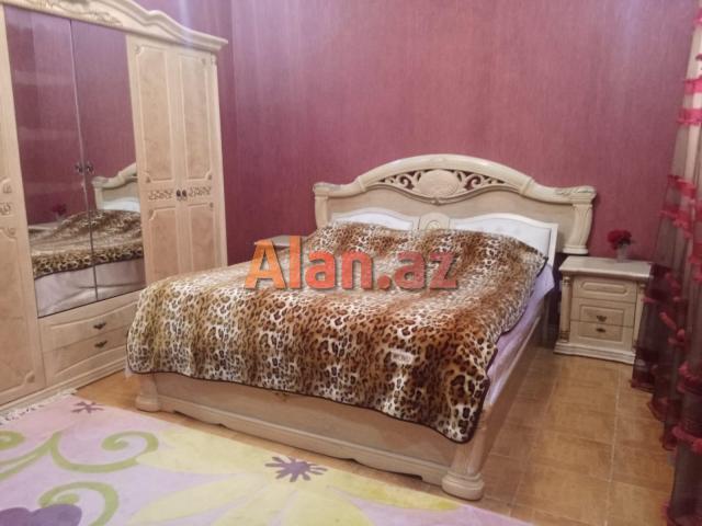 Mərdəkanda villa satılır