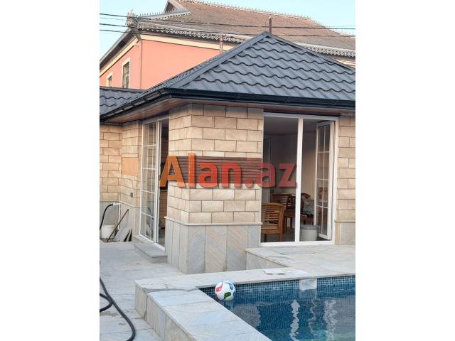 Mərdəkanda villa satılır