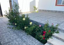 Buzovnada həyət evi satılır