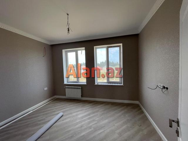 Buzovnada həyət evi satılır