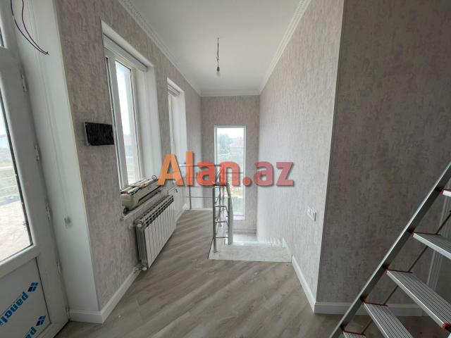 Buzovnada həyət evi satılır