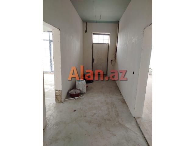 Buzovna Albaliliqda  həyət evi satılır