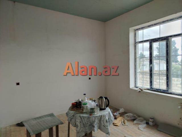 Buzovna Albaliliqda  həyət evi satılır