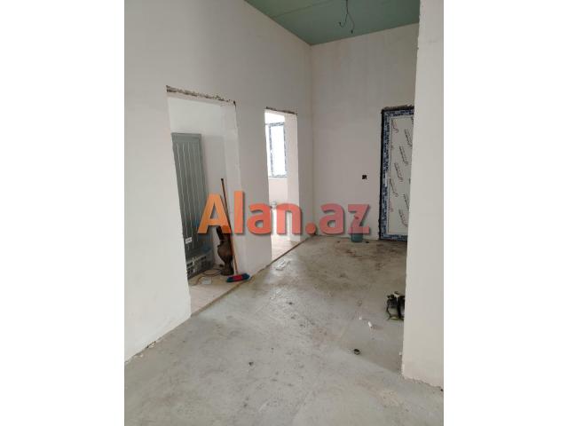Buzovna Albaliliqda  həyət evi satılır
