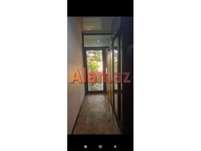 Buzovnada həyət evi satılır