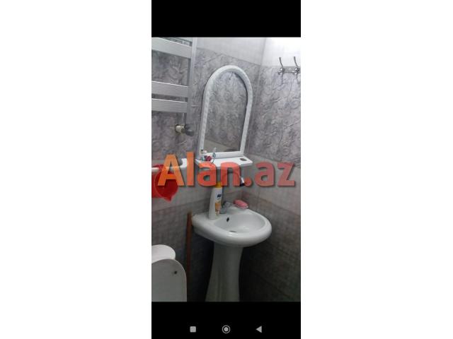Buzovnada həyət evi satılır