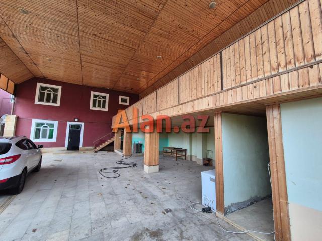 Buzovnada bağ evi satılır