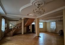 Buzovnada bağ evi satılır