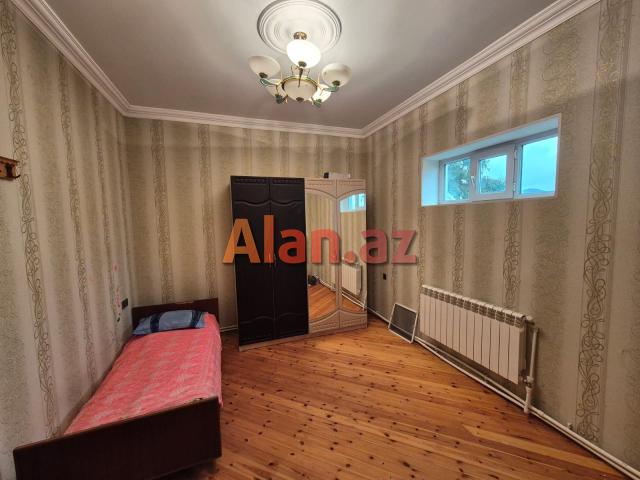 Buzovnada bağ evi satılır
