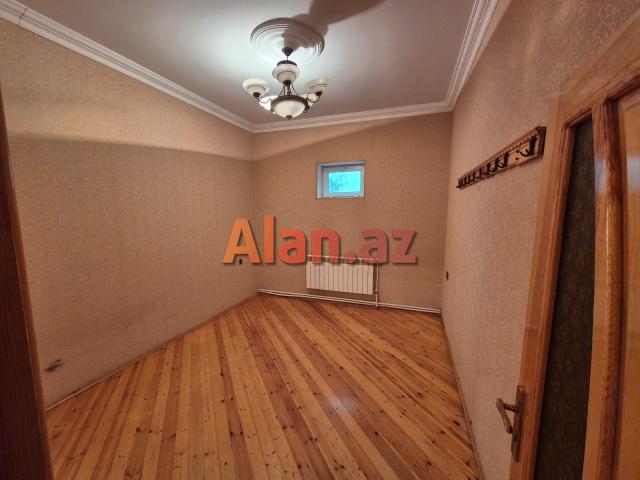 Buzovnada bağ evi satılır