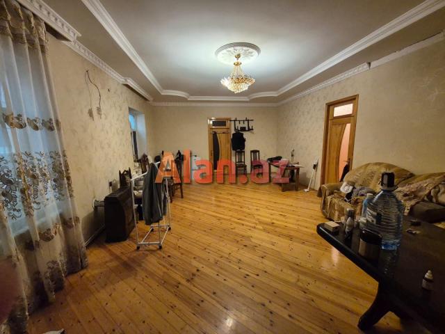 Buzovnada bağ evi satılır