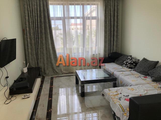 Mərdəkanda villa satılır