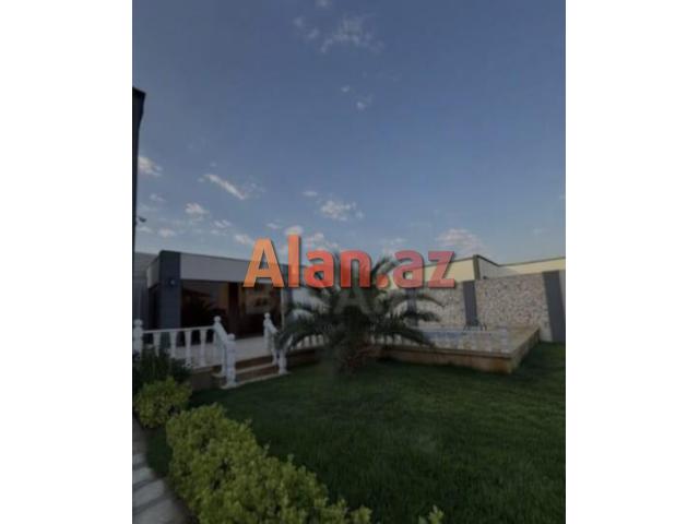 Mərdəkanda villa satılır