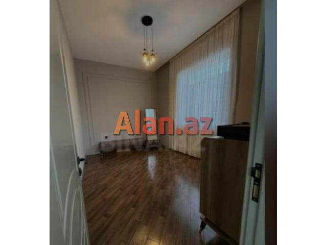 Mərdəkanda villa satılır