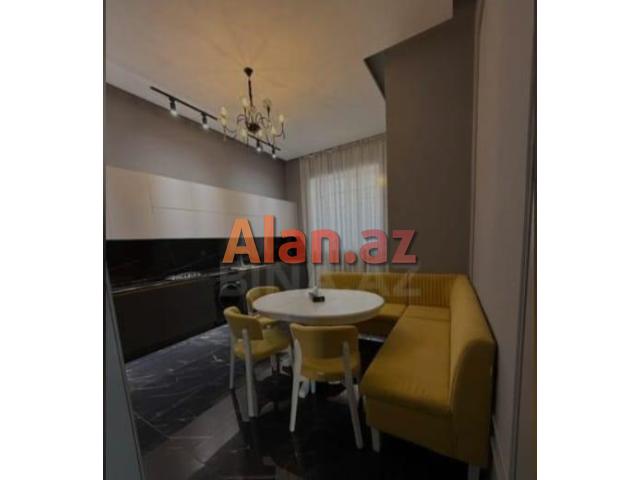 Mərdəkanda villa satılır