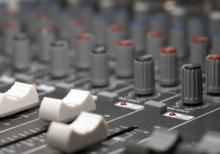 Ağa music group musiqi alətləri mağazası