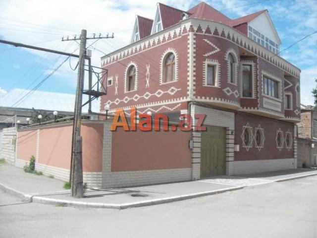 GƏNCƏDƏ EV SATILIR.