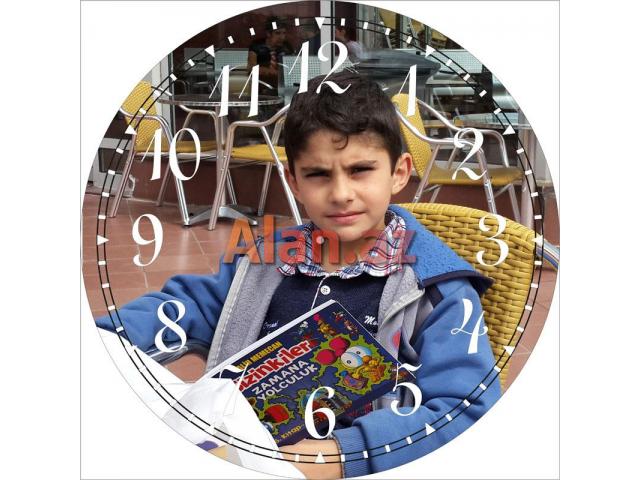 Şəkilli divar saatları