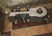 şüşə qapi motoru