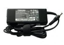 Toshiba noutbuk adaptorları satılır