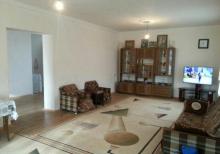 Xəzər. R buzovna. Q albalılıq-pajarnı yolu 12 sot 2 mərtəbəli 4 böyük otaqlı ev