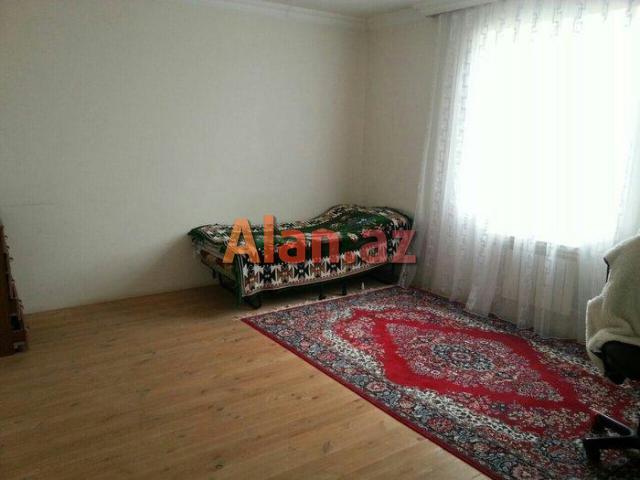 Xəzər. R buzovna. Q albalılıq-pajarnı yolu 12 sot 2 mərtəbəli 4 böyük otaqlı ev